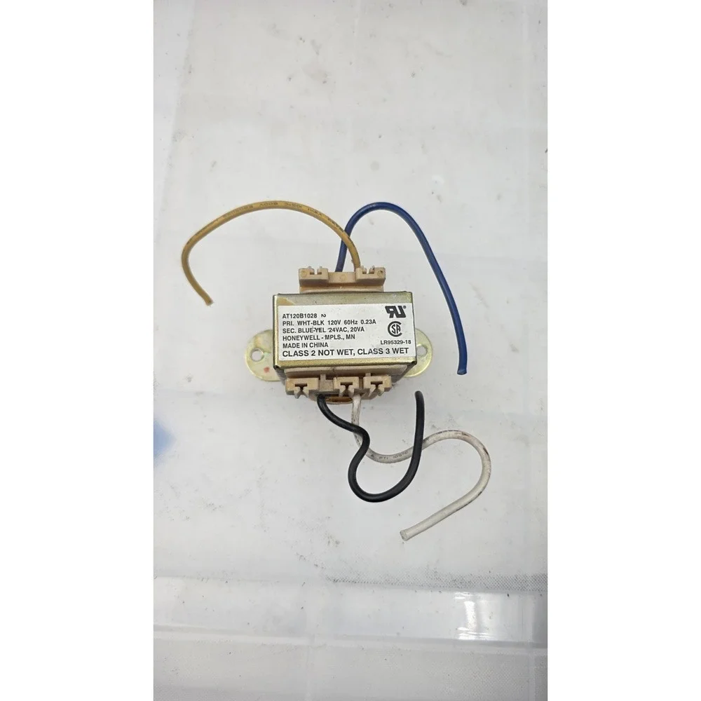 Honeywell AT120B1028 Foot Mounted 120 VAC Transformer